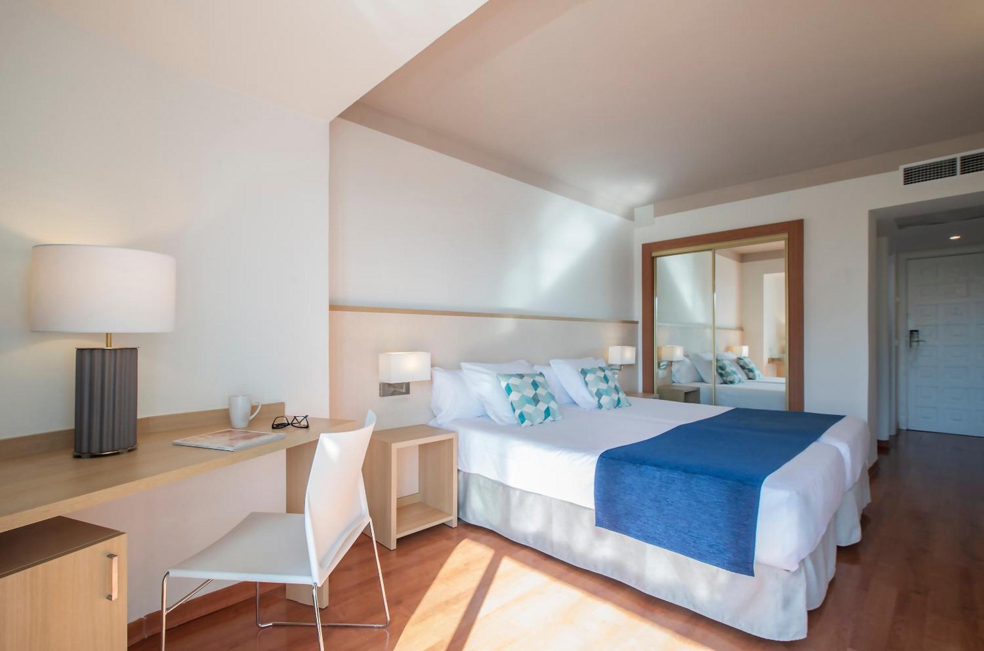 Hotel AluaSoul Costa Málaga - Adults recommended Torremolinos Esterno foto