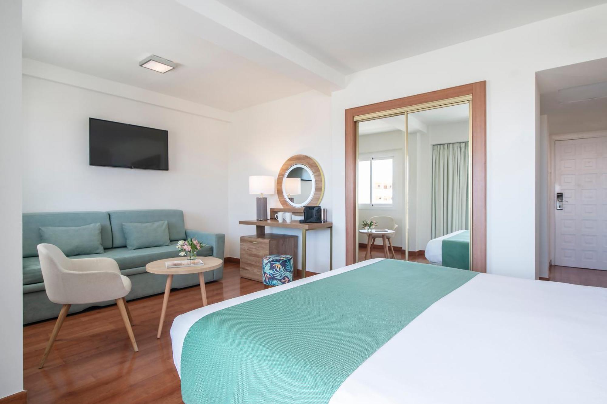 Hotel AluaSoul Costa Málaga - Adults recommended Torremolinos Esterno foto