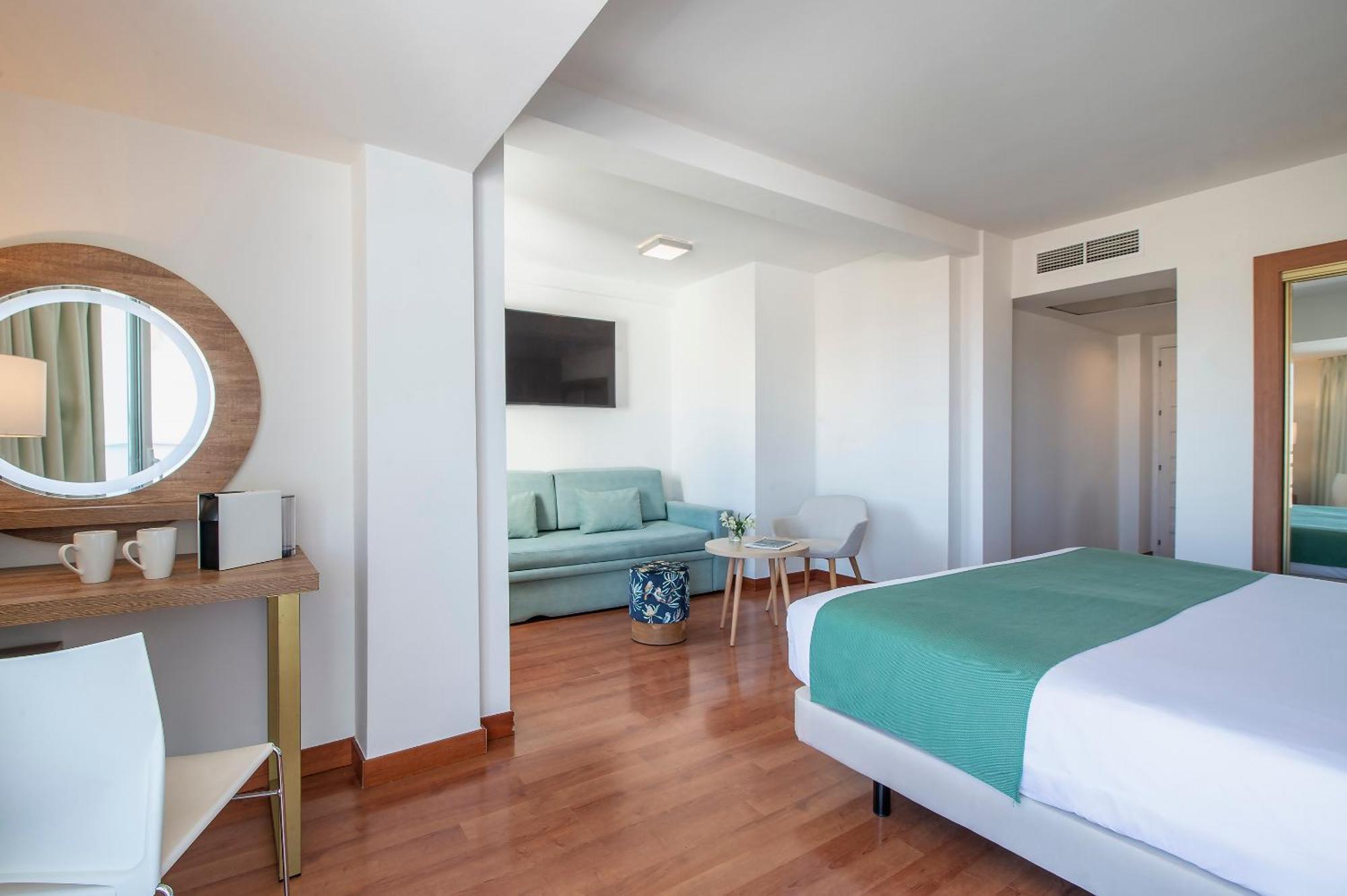 Hotel AluaSoul Costa Málaga - Adults recommended Torremolinos Esterno foto