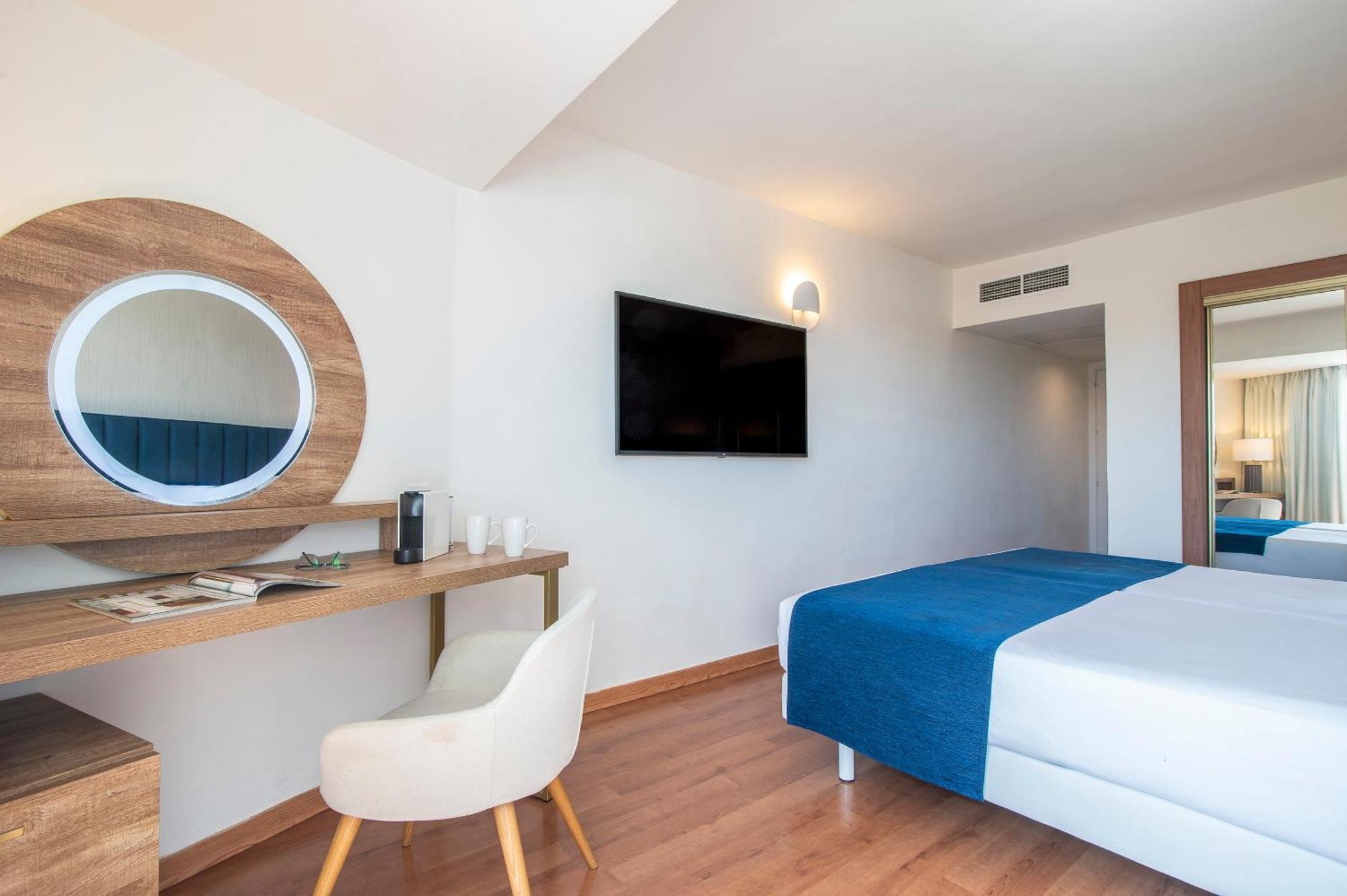 Hotel AluaSoul Costa Málaga - Adults recommended Torremolinos Esterno foto